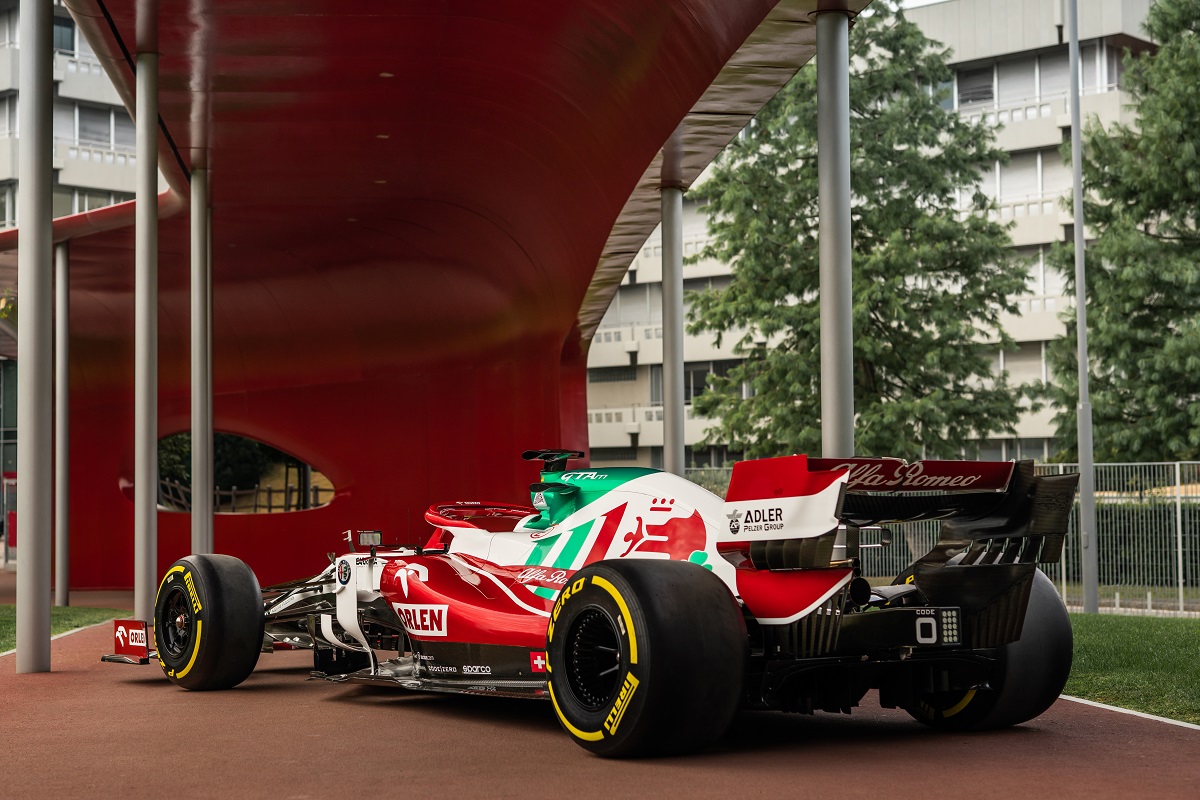 Foto di una monoposto di formula 1